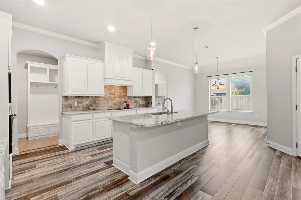 127 Preakness Drive Willow Park TX 76087