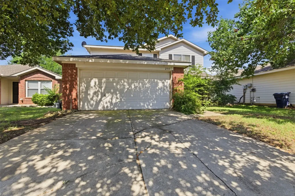 2313 Southway Denton TX 76207