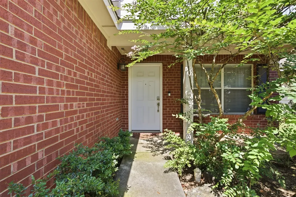 2313 Southway Denton TX 76207