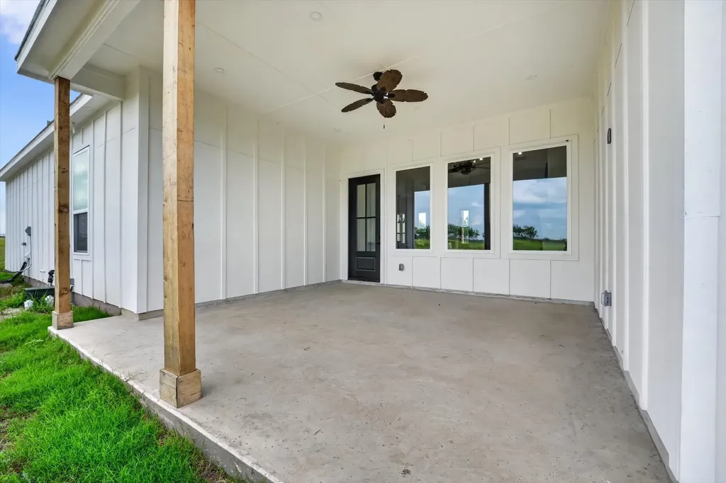 4318 County Road 1088 Celeste TX 75423