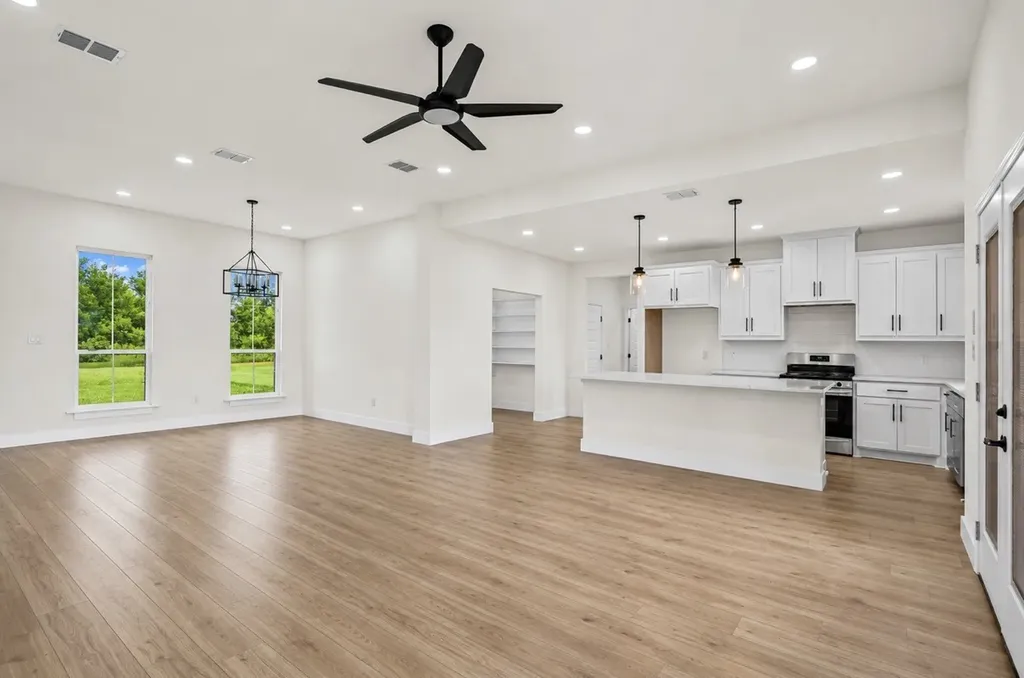 252 Jimmy Lane Millsap TX 76066