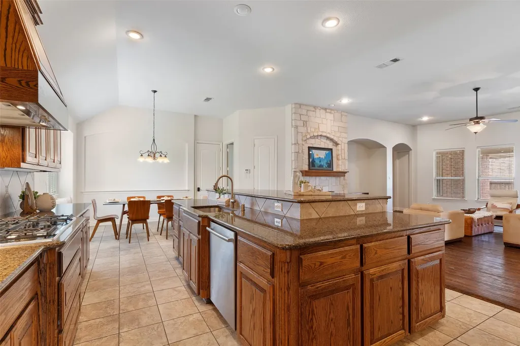 285 Talbot Lane Sunnyvale TX 75182