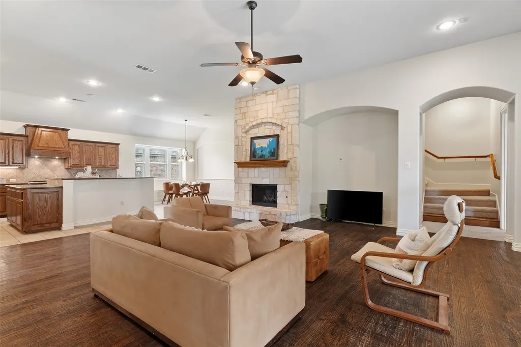 285 Talbot Lane Sunnyvale TX 75182
