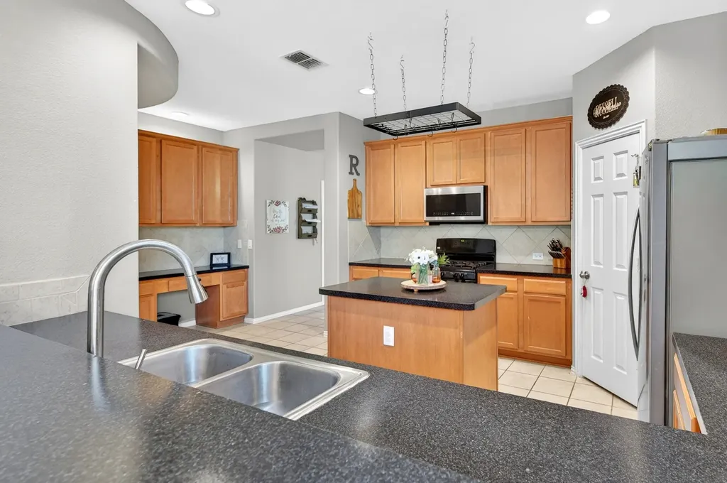 624 Montgomery Drive Lake Dallas TX 75065