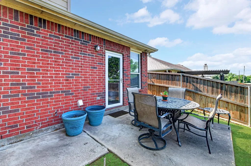 624 Montgomery Drive Lake Dallas TX 75065