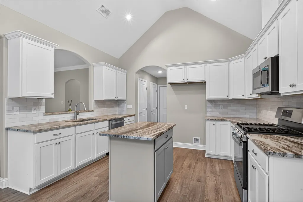8128 Myrtlewood Greenwood LA 71033