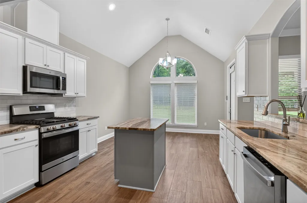8128 Myrtlewood Greenwood LA 71033