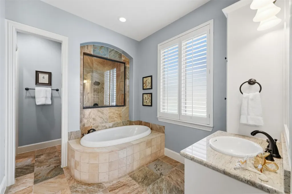 8747 Kelvington Drive Frisco TX 75035