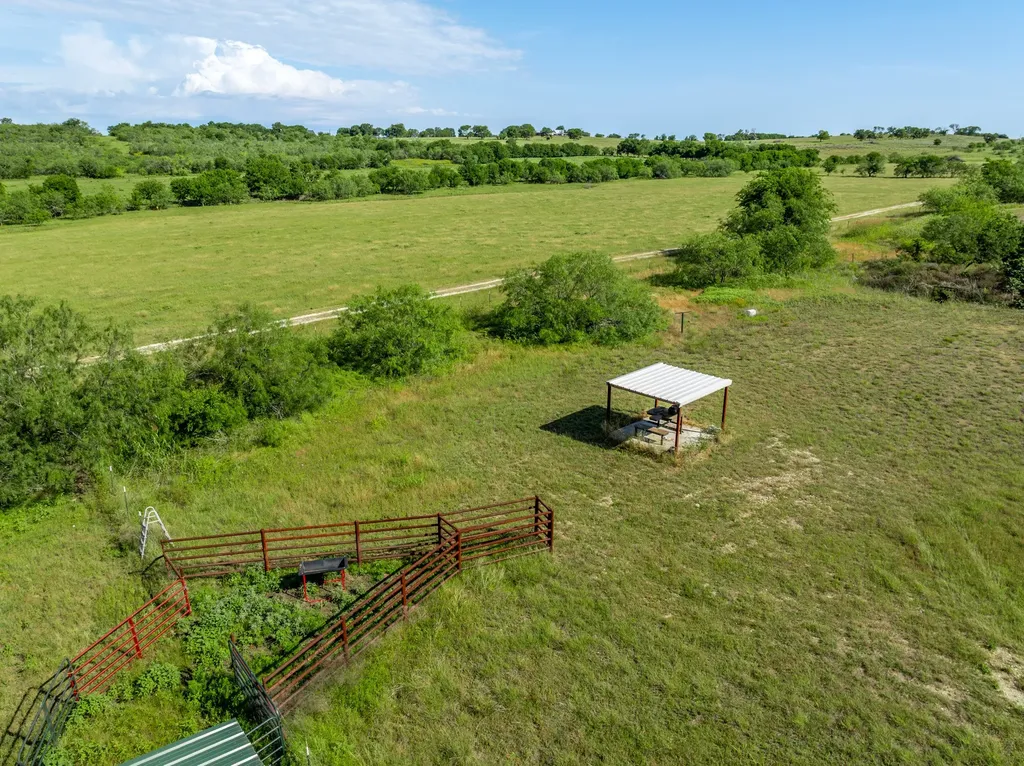 1227 Alexander Road Moody TX 76557