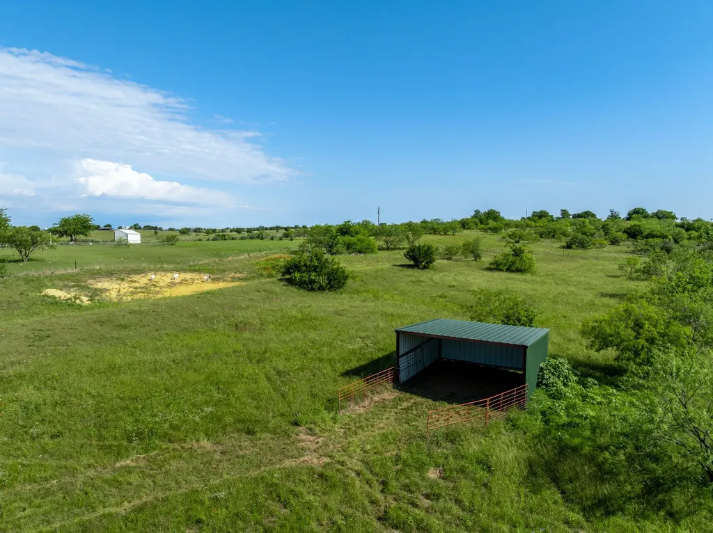 1227 Alexander Road Moody TX 76557