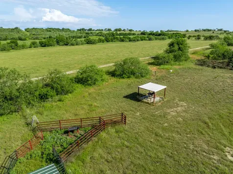 1227 Alexander Road Moody TX 76557