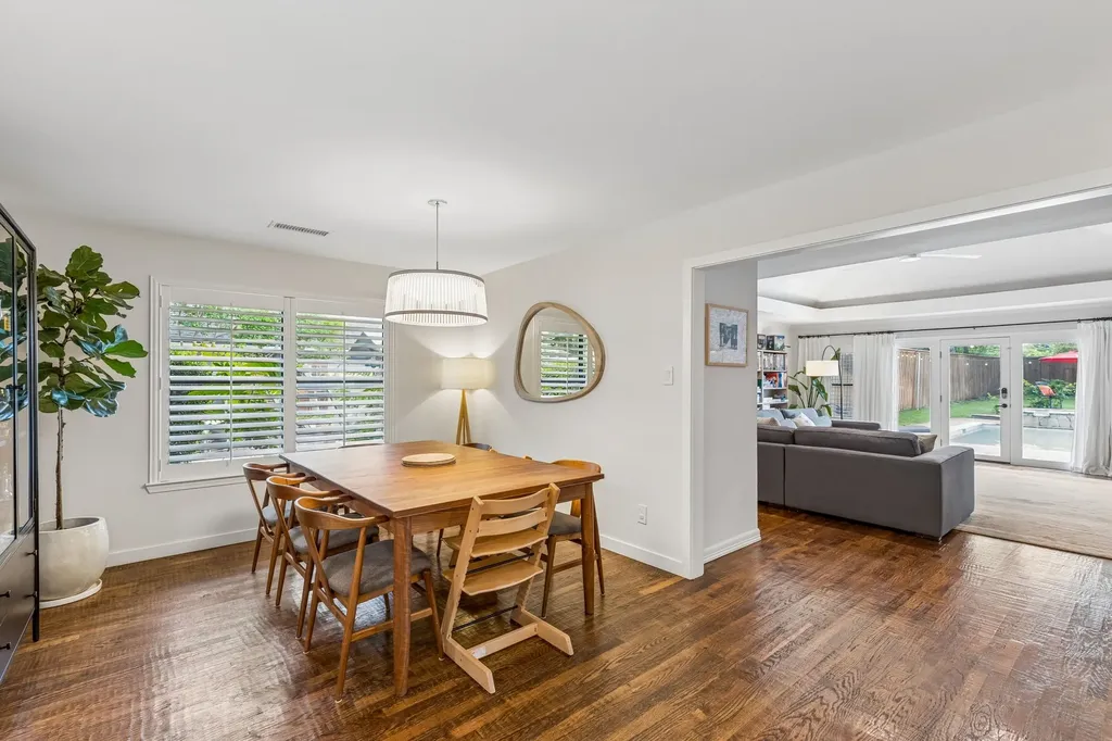 17429 Marianne Circle Dallas TX 75252