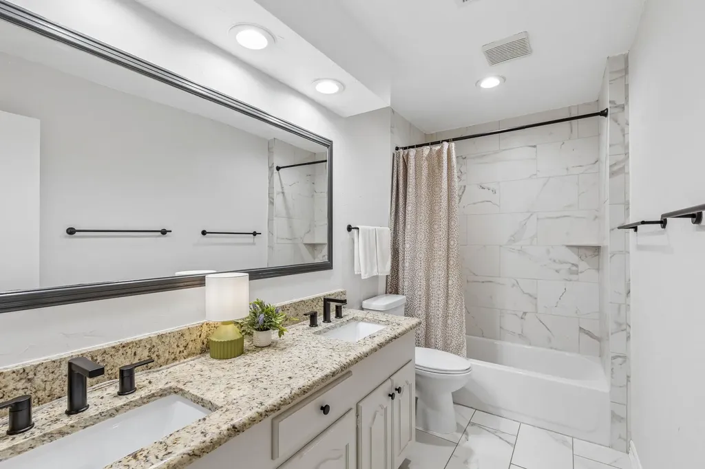 17429 Marianne Circle Dallas TX 75252