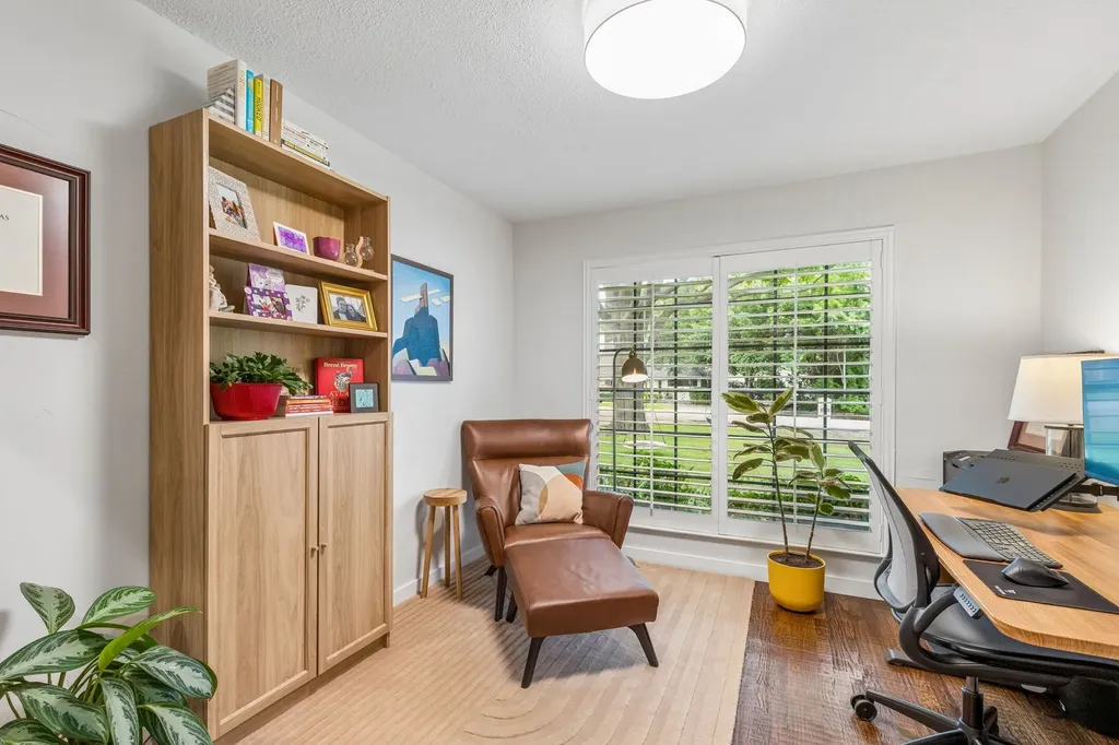 17429 Marianne Circle Dallas TX 75252
