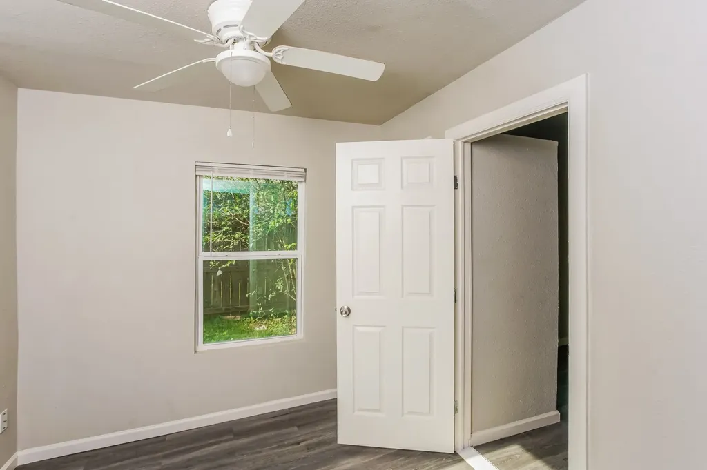 2402 Summer Avenue Waco TX 76708