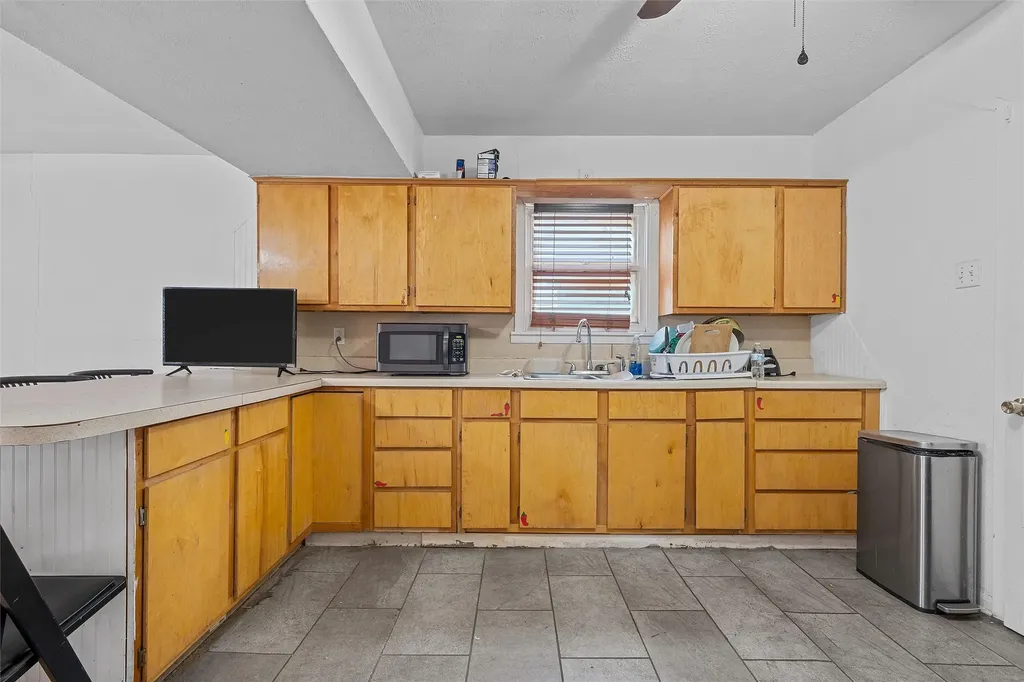1905 Bell Street Waco TX 76711