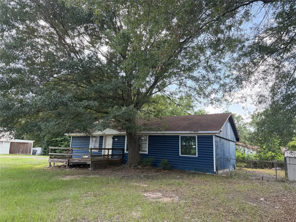 2118 County Road 4110 Pittsburg TX 75686