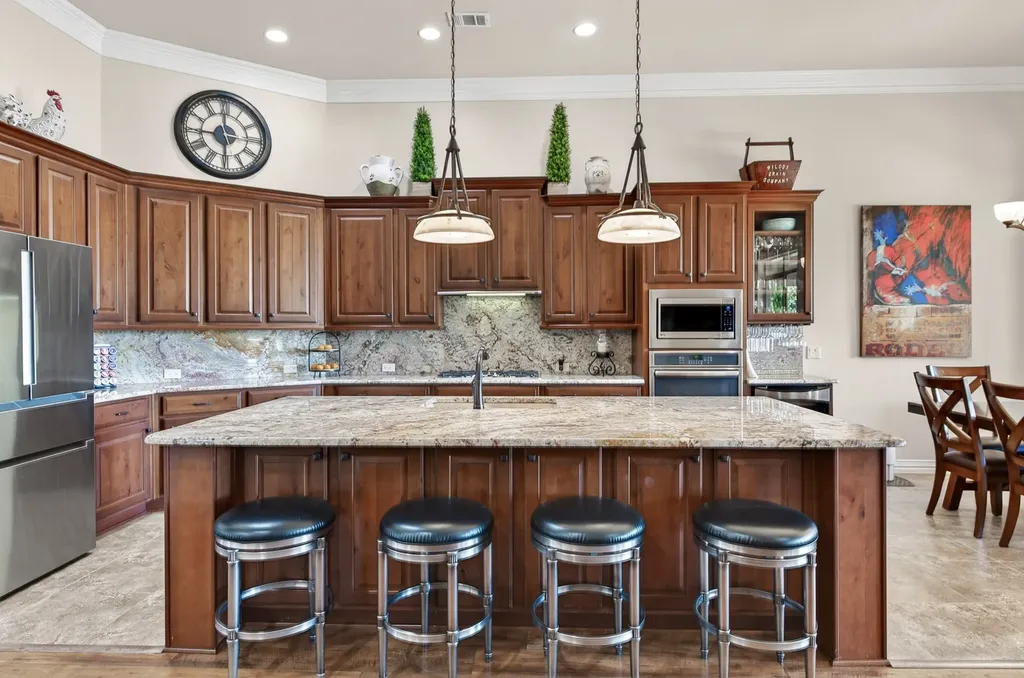 12105 Glenbrook Street Denton TX 76207