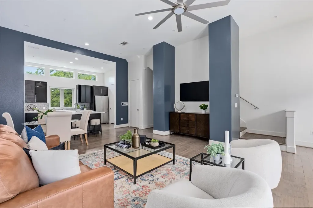 Dallas TX, 1815 Browder Street, Unit E