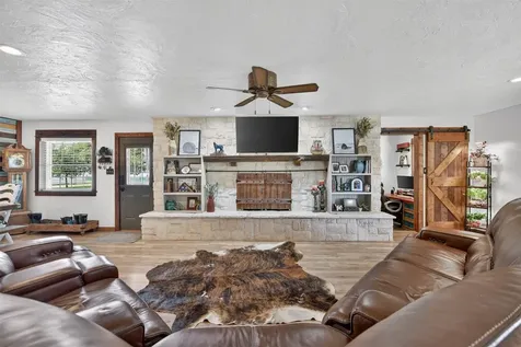 1102 Old Base Road Aurora TX 76078