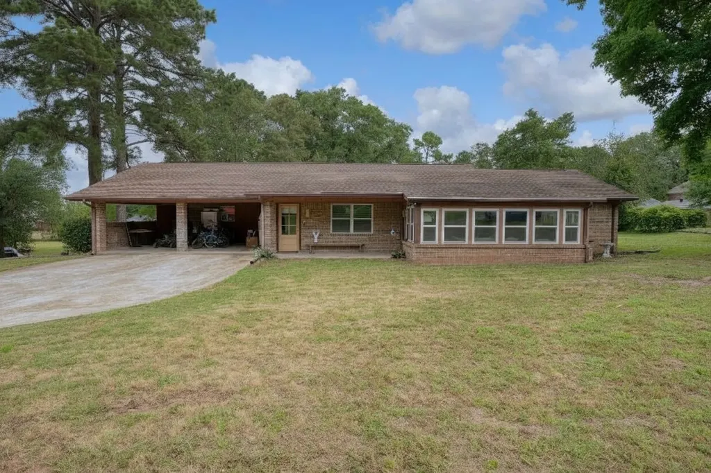 203 Texas Drive Hideaway TX 75771