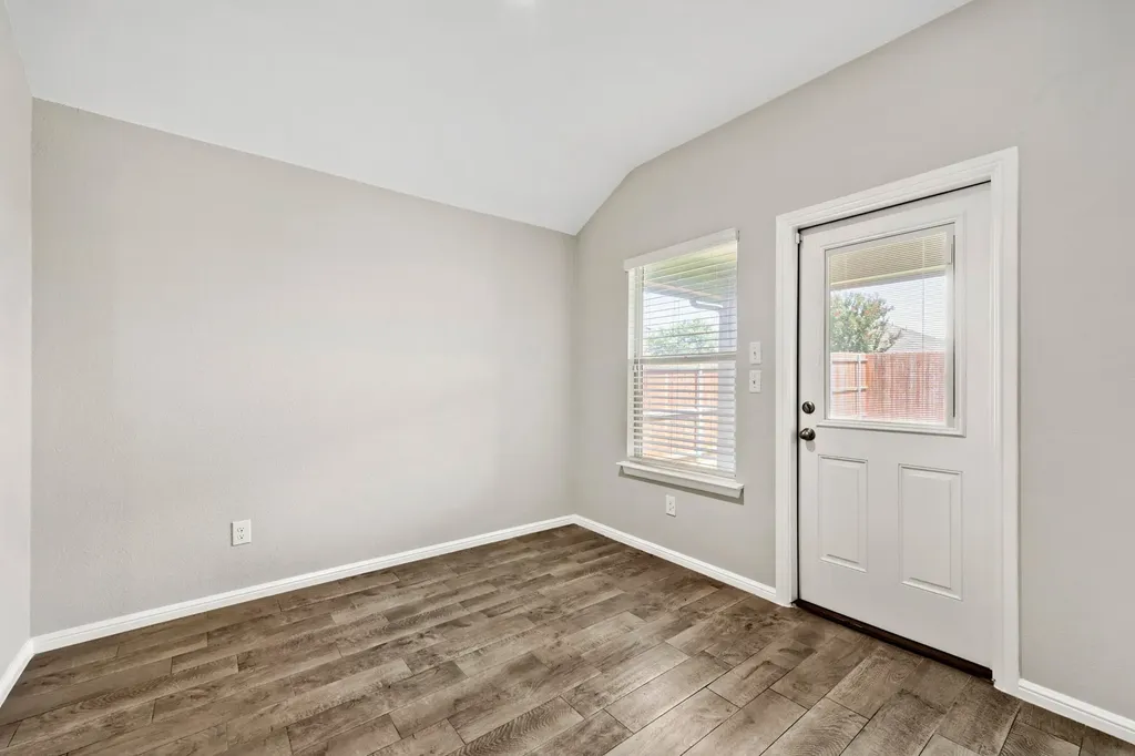 6140 Blacksmith Avenue Fort Worth TX 76179