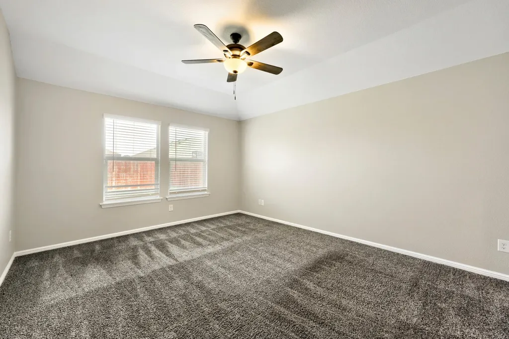 6140 Blacksmith Avenue Fort Worth TX 76179