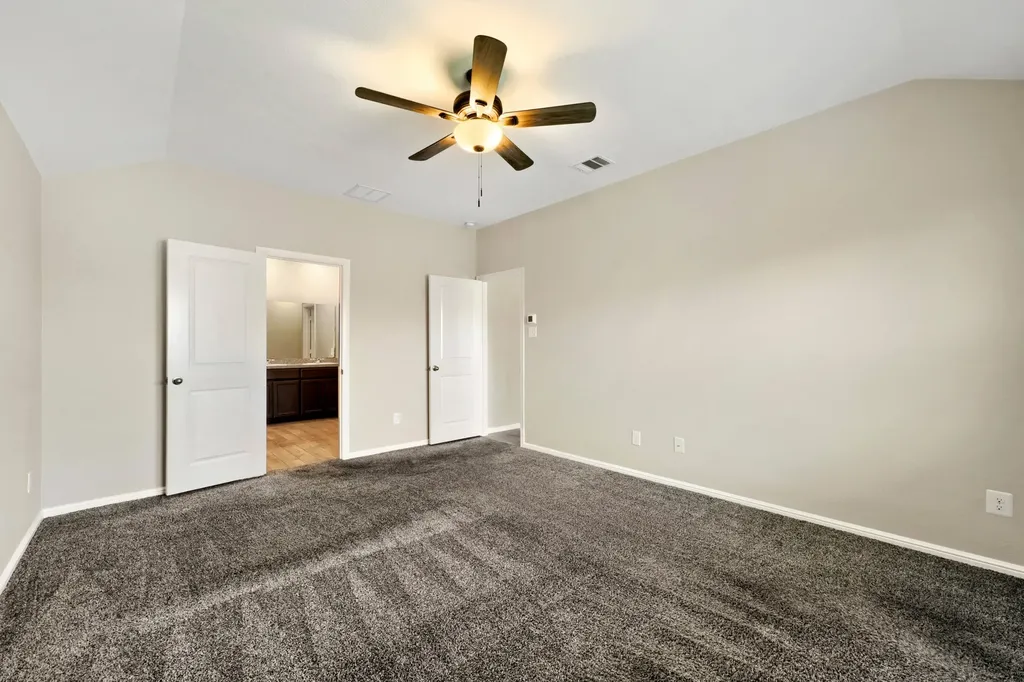6140 Blacksmith Avenue Fort Worth TX 76179