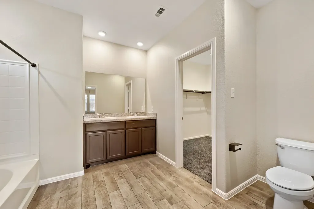 6140 Blacksmith Avenue Fort Worth TX 76179