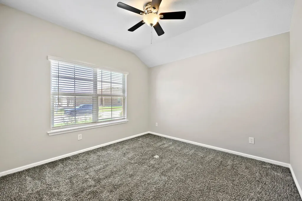 6140 Blacksmith Avenue Fort Worth TX 76179