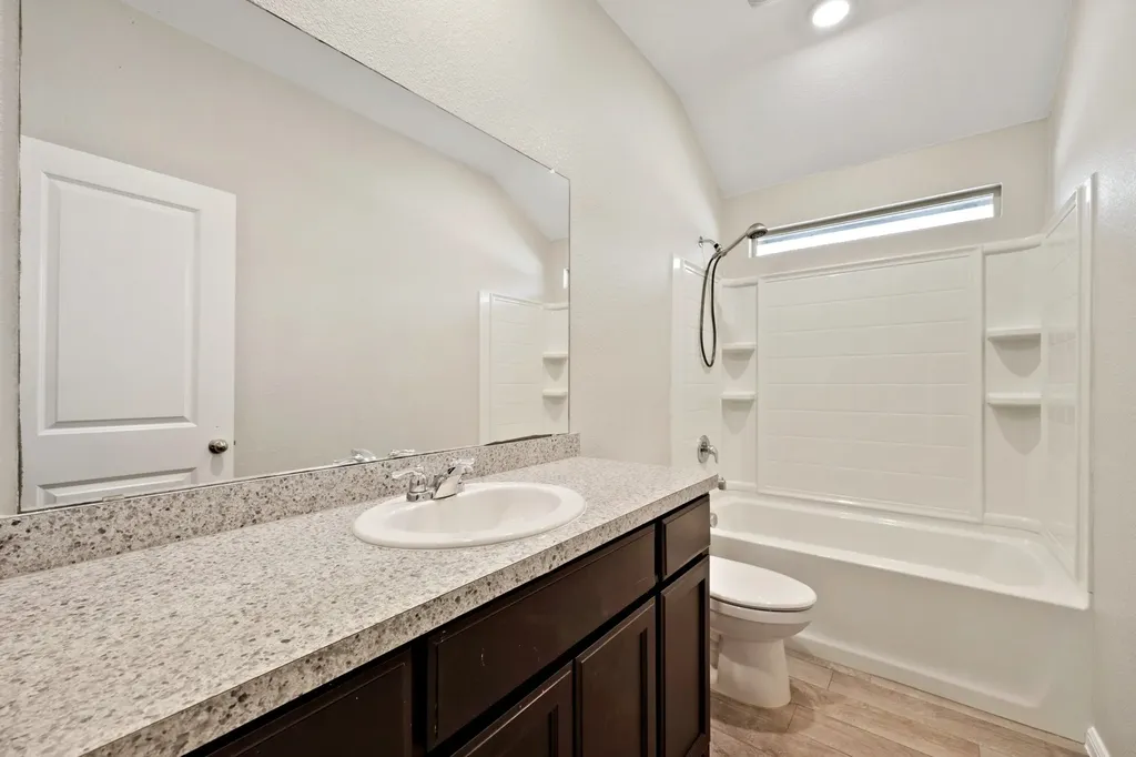 6140 Blacksmith Avenue Fort Worth TX 76179
