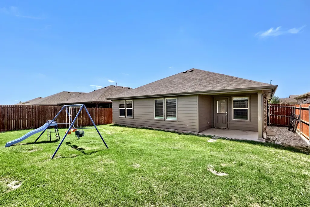 6140 Blacksmith Avenue Fort Worth TX 76179