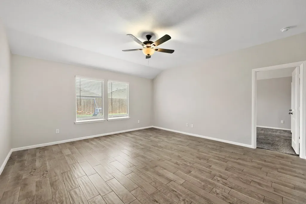 6140 Blacksmith Avenue Fort Worth TX 76179