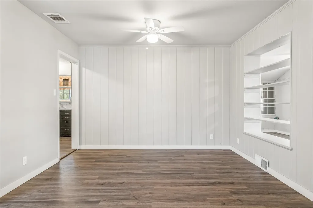 175 E Elm Street Canton TX 75103