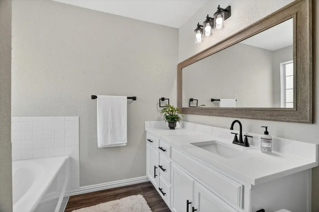 1301 County Road 705 Joshua TX 76058