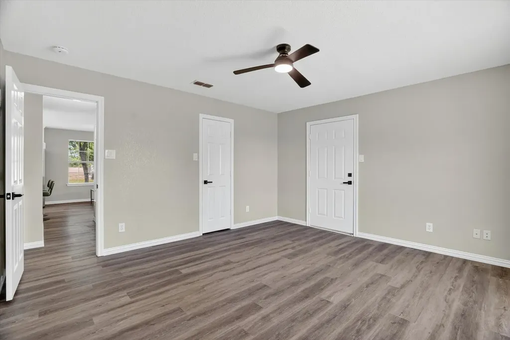 1301 County Road 705 Joshua TX 76058