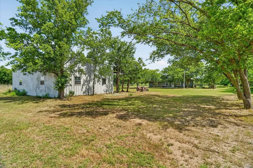 1301 County Road 705 Joshua TX 76058