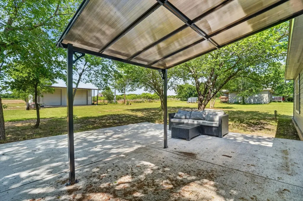 1301 County Road 705 Joshua TX 76058