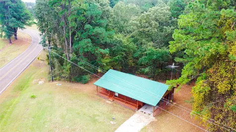 5015 561 Road Simms TX 75574