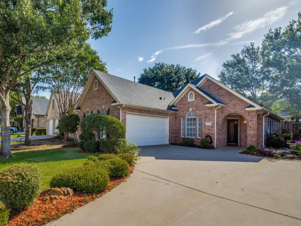 1117 Ellison Park Circle Denton TX 76205