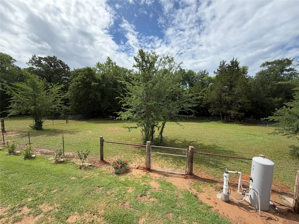 350 Cr 1070 Wortham TX 76693