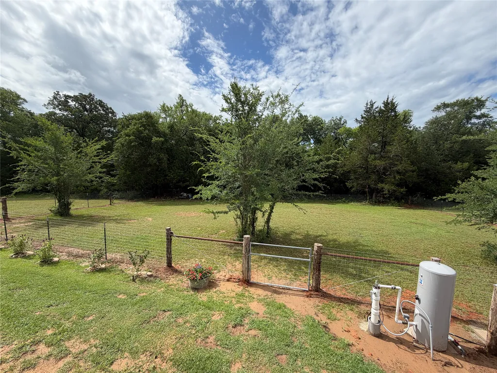 350 Cr 1070 Wortham TX 76693
