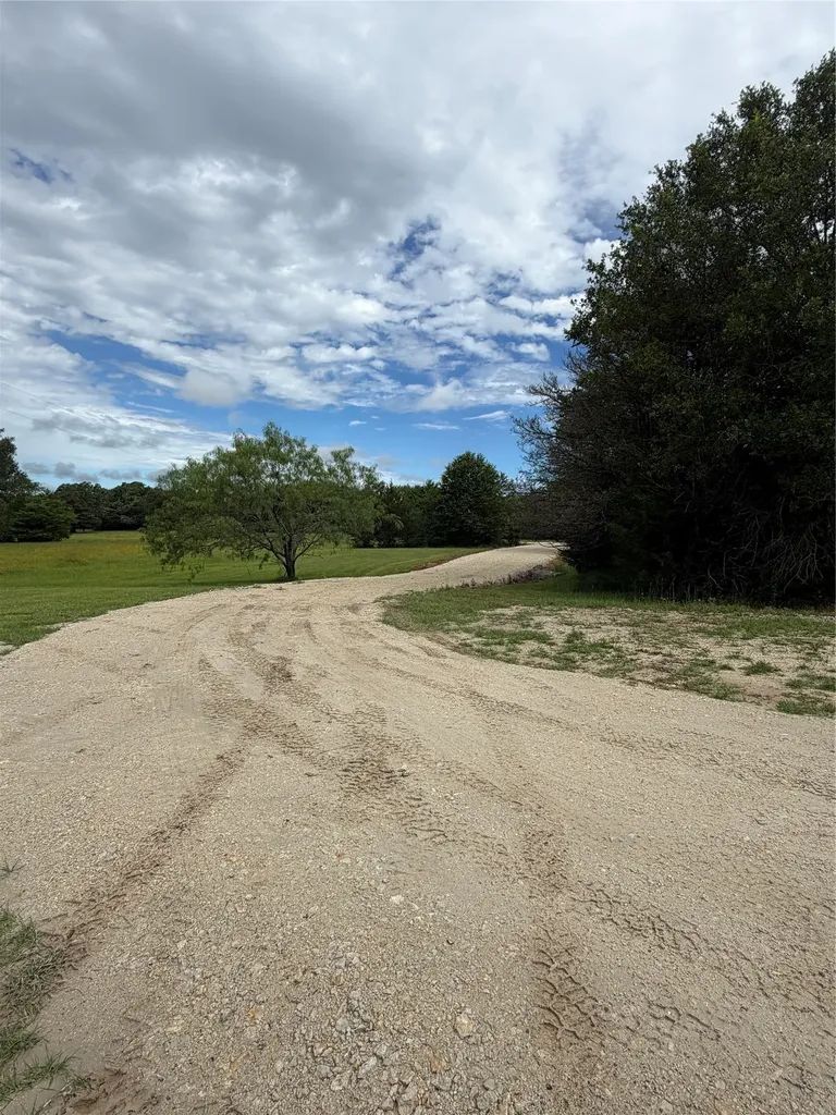 350 Cr 1070 Wortham TX 76693