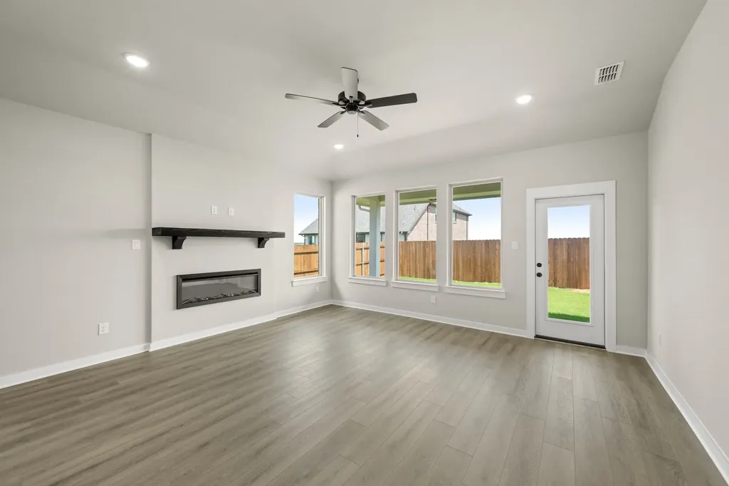 1416 Elle Lane Aubrey TX 76227