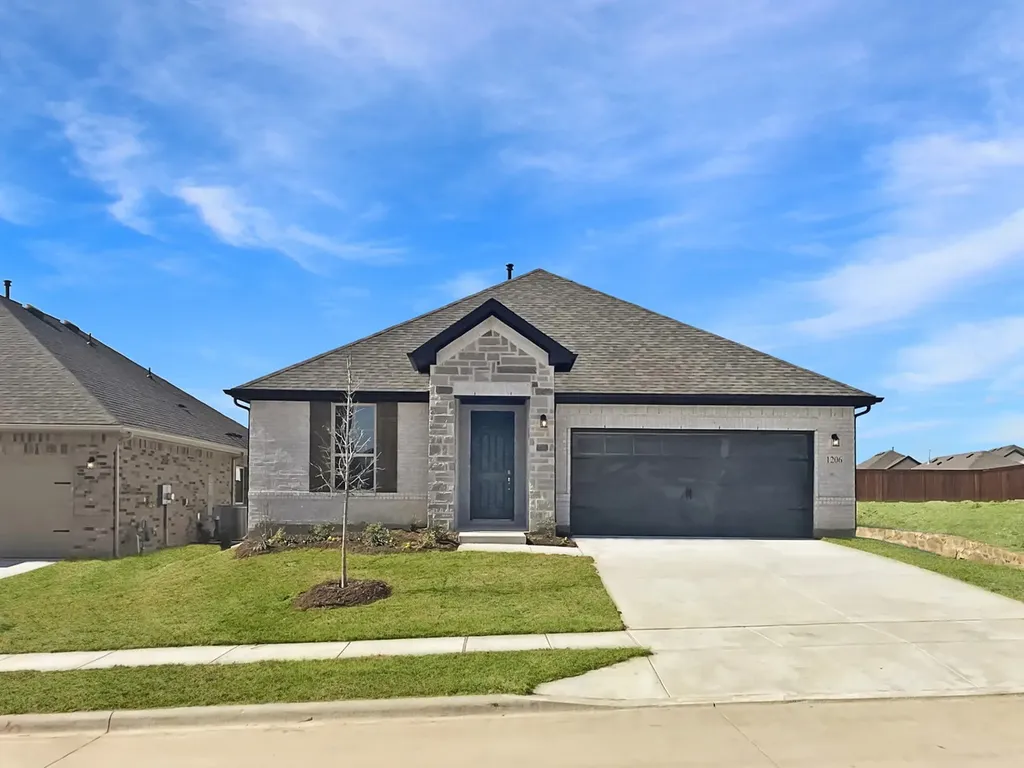 1416 Elle Lane Aubrey TX 76227
