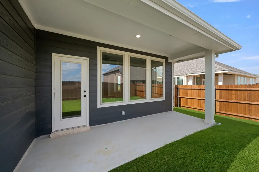 1416 Elle Lane Aubrey TX 76227