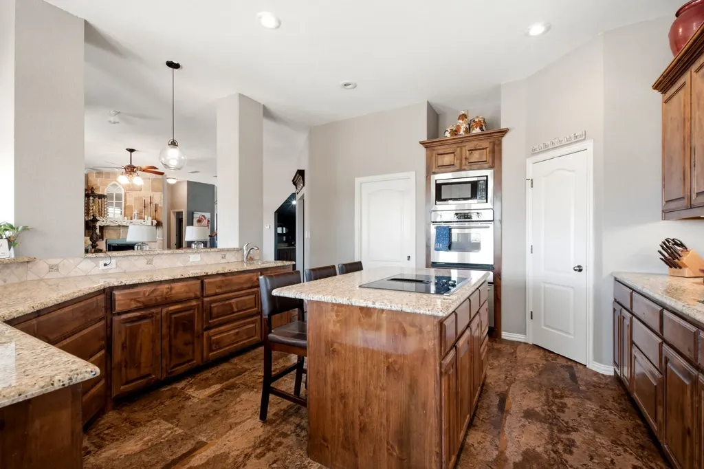 600 Aspen Street Pilot Point TX 76258