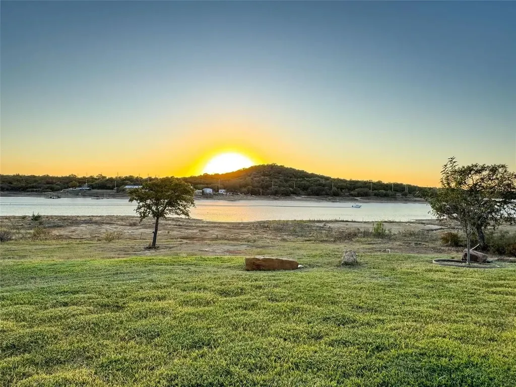 125 Overlook Drive Cisco TX 76437