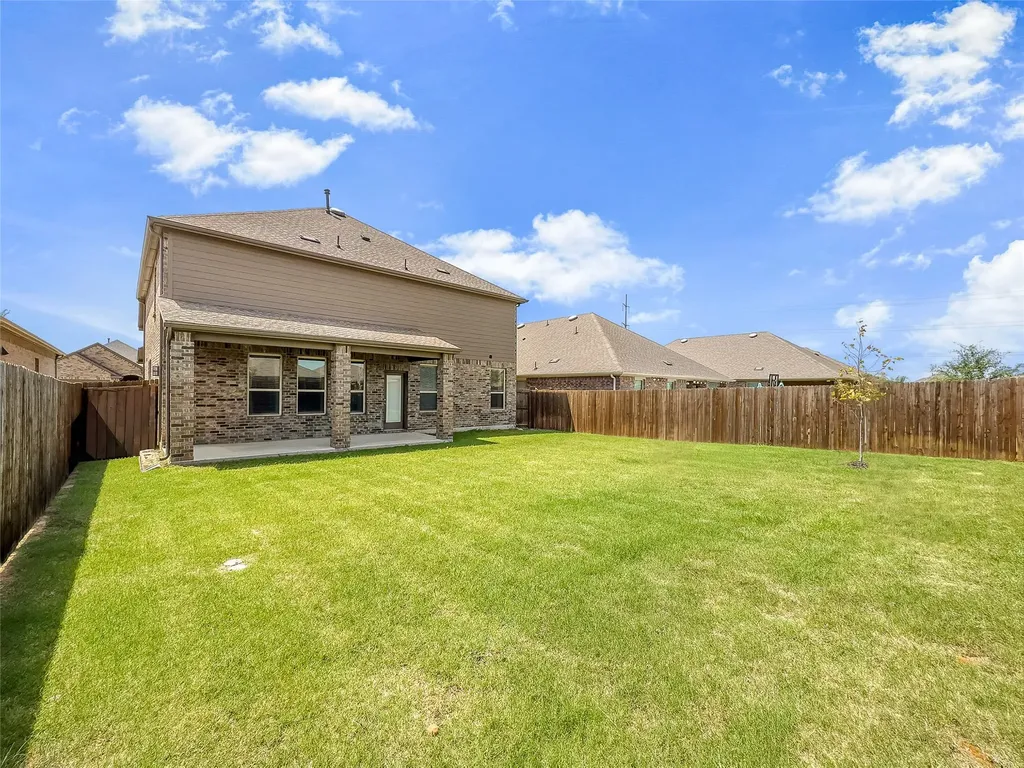 10415 Lone Star Way Aubrey TX 76227