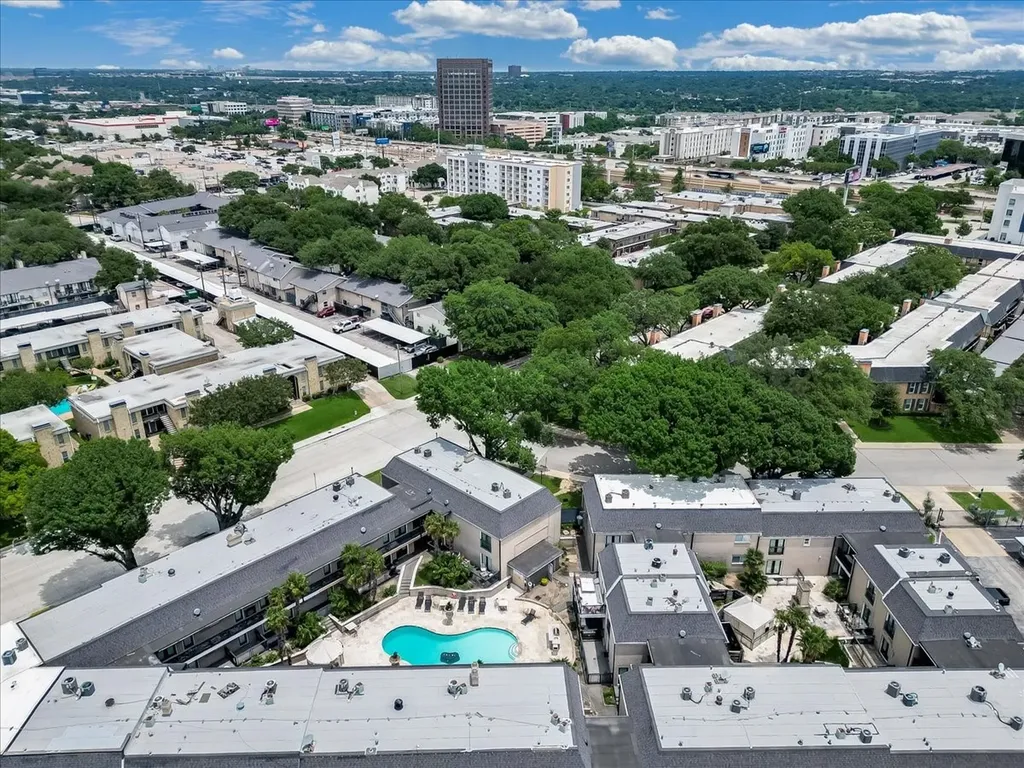 10109 Regal Park Lane Dallas TX 75230